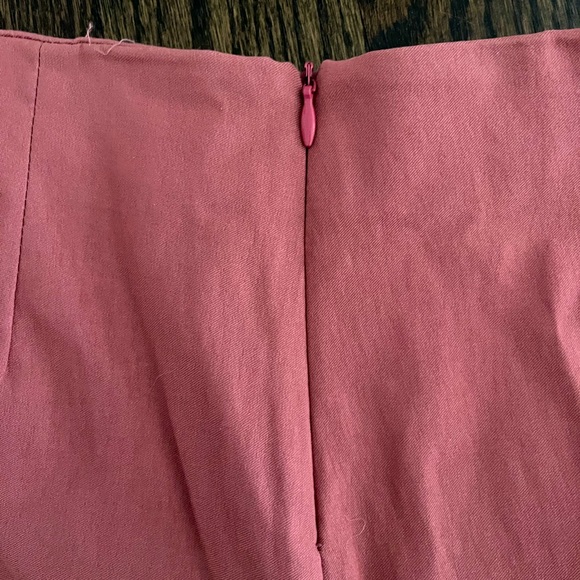 Skort! Stretchy material and runs smaller. - Picture 3 of 5